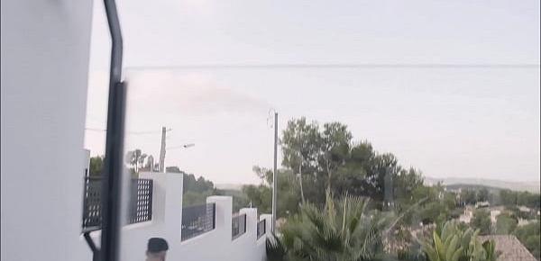 trendsPORNO NARCOS con la joven morena Apolonia Lapiedra follando HARD en parodia en español. PORNBCN 4K | FULL VIDEO -->